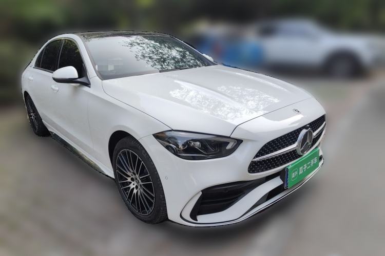 Used Mercedes-Benz C-Class 2023 Second Facelift C 260 L Sport Edition Front Right 45 Deg
