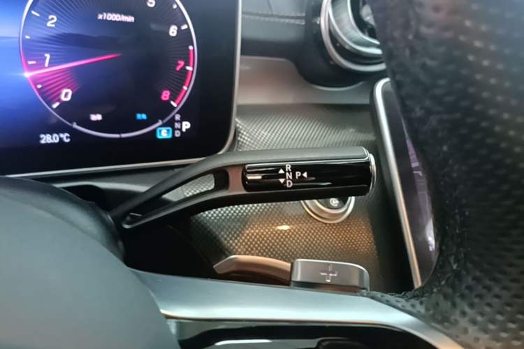 Used Mercedes-Benz C-Class 2023 C 260 L Sport Edition Gear Lever