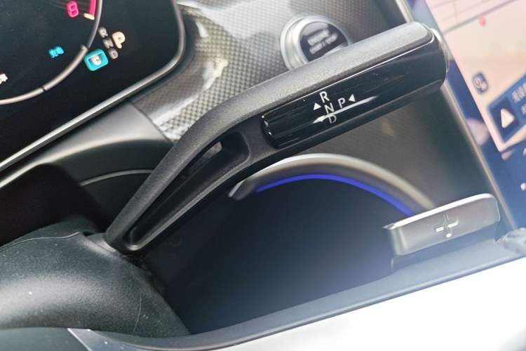 Used Mercedes-Benz C-Class 2023 C 260 L Sport Edition Gear Lever