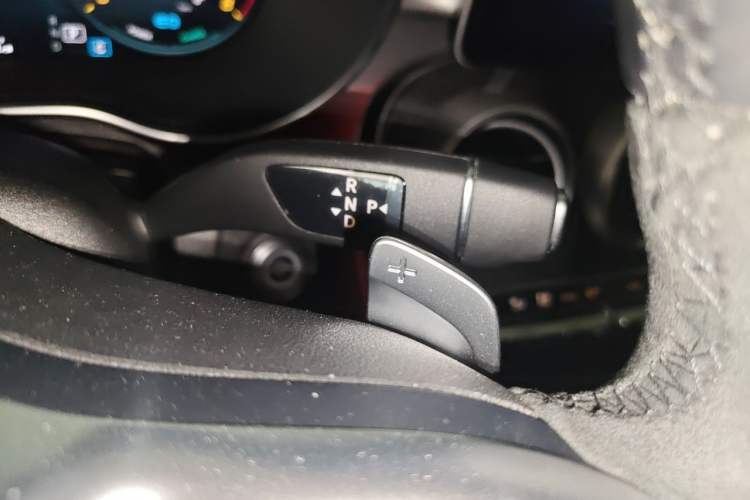 Used Mercedes-Benz C-Class 2023 C 260 Coupe Gear Lever
