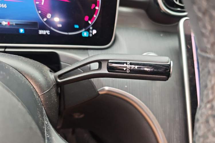 Used Mercedes-Benz C-Class 2023 C 200 L Sport Edition Gear Lever