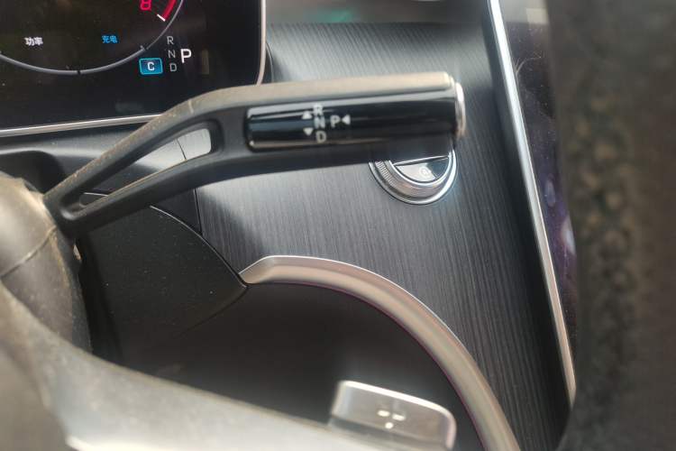 Used Mercedes-Benz C-Class 2023 C 260 L Sport Edition Gear Lever