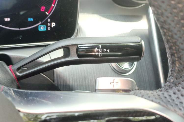 Used Mercedes-Benz C-Class 2023 C 260 L Sport Edition Gear Lever