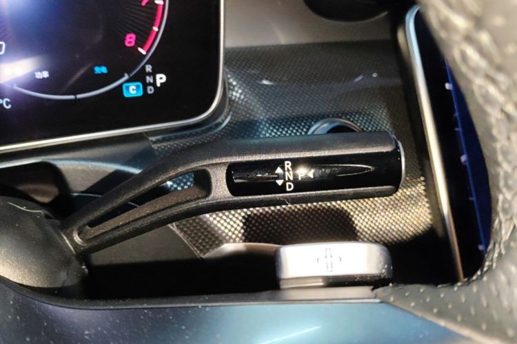 Used Mercedes-Benz C-Class 2023 Restyled C 260 L Sport Edition Gear Lever