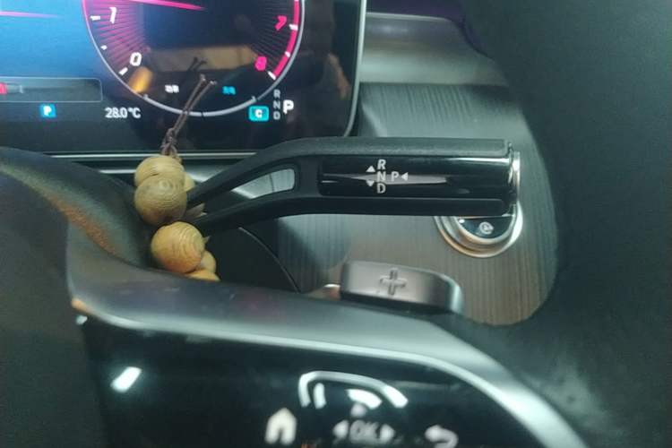 Used Mercedes-Benz C-Class 2023 C 260 L Sport Edition Gear Lever