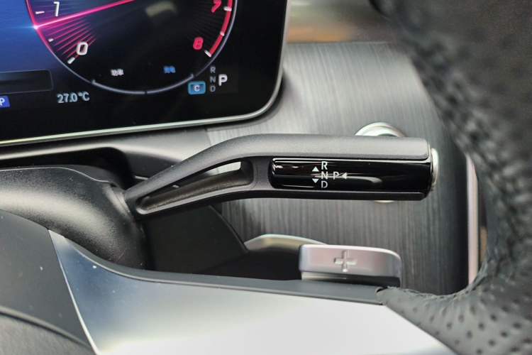 Used Mercedes-Benz C-Class 2023 C 260 L Sport Edition Gear Lever