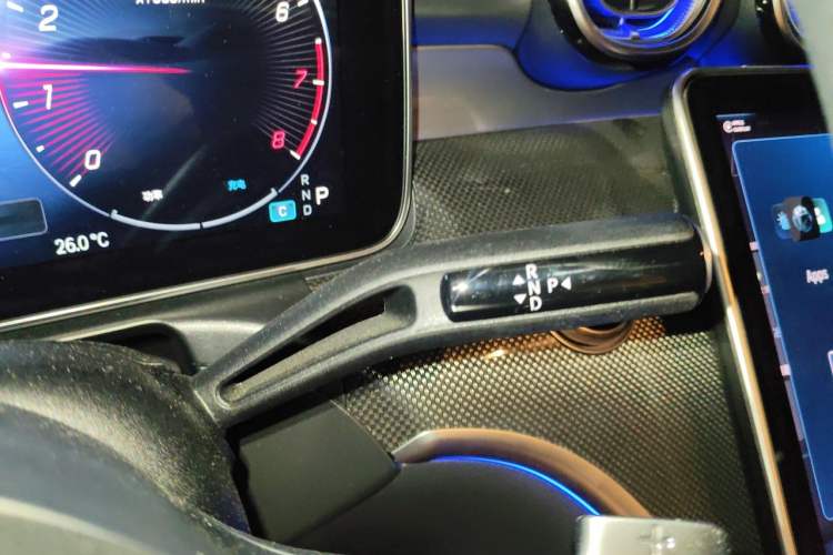 Used Mercedes-Benz C-Class 2023 Restyled C 260 L Sport Edition Gear Lever