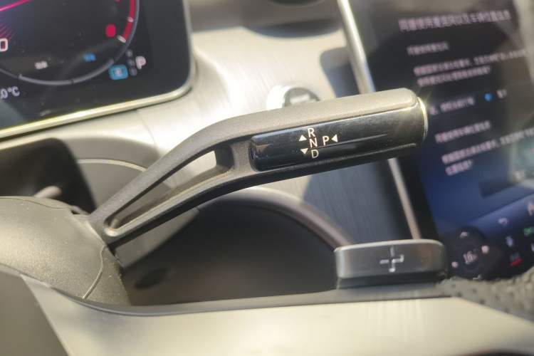Used Mercedes-Benz C-Class 2023 Facelift C 260 L Gear Lever