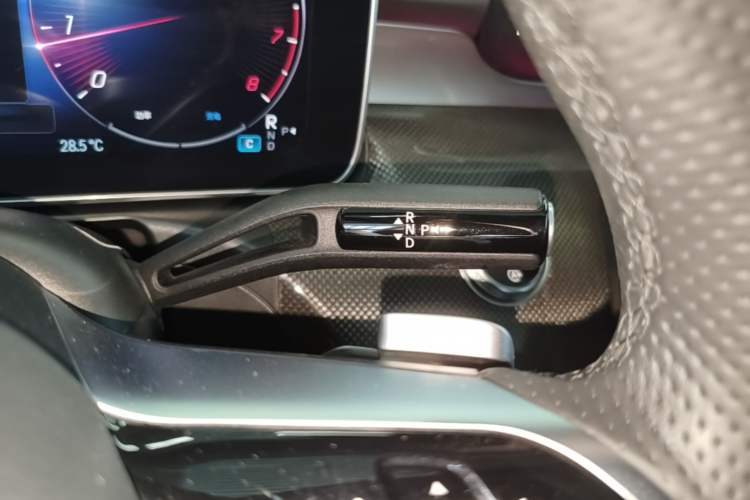 Used Mercedes-Benz C-Class 2023 Restyled C 260 L Sport Edition Gear Lever