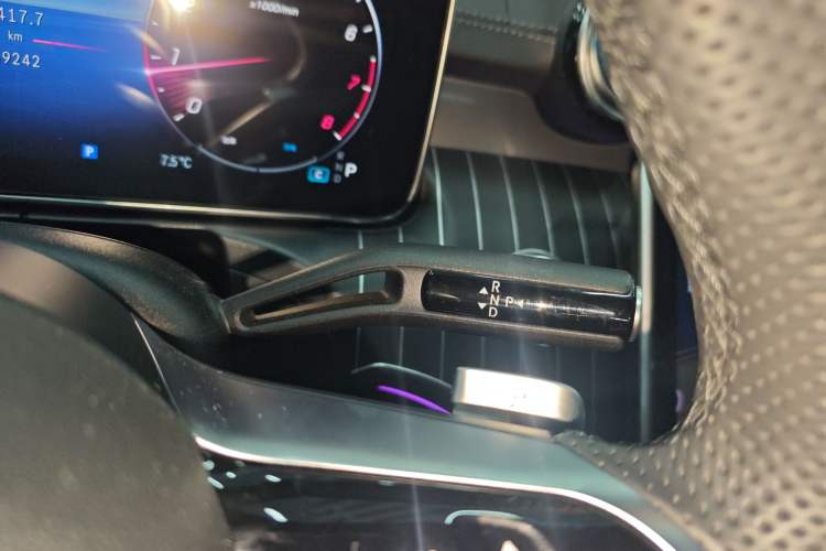 Used Mercedes-Benz C-Class 2023 C 260 L Sport Edition Gear Lever