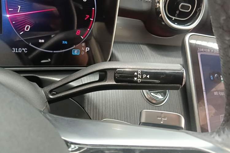 Used Mercedes-Benz C-Class 2023 Revised C 200 L Sport Edition Gear Lever