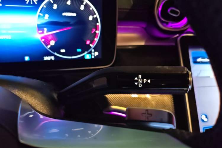 Used Mercedes-Benz C-Class 2023 C 260 L Sport Edition Gear Lever