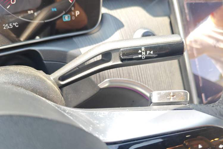 Used Mercedes-Benz C-Class 2023 C 260 L Sport Edition Gear Lever