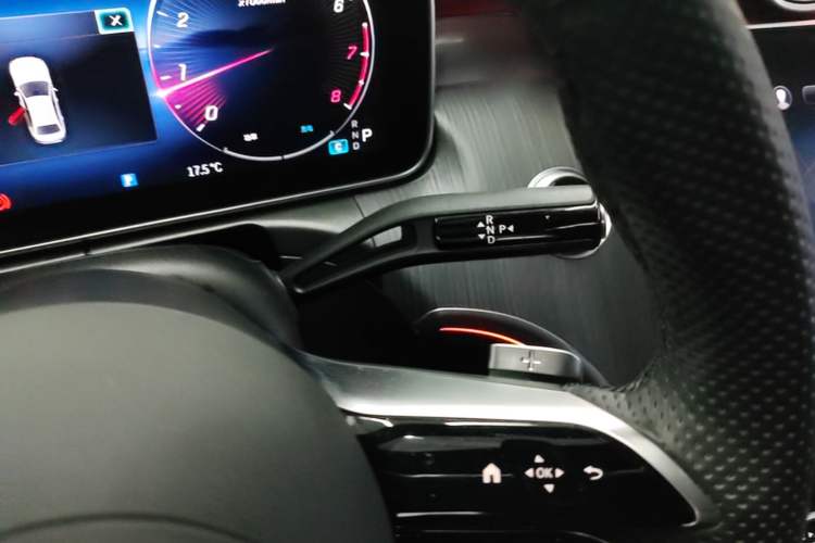 Used Mercedes-Benz C-Class 2023 C 260 L Sport Edition Gear Lever
