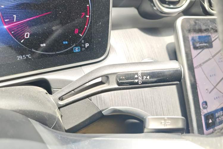 Used Mercedes-Benz C-Class 2023 C 200 L Sport Edition Gear Lever