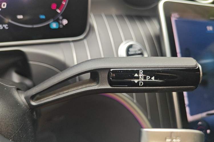 Used Mercedes-Benz C-Class 2023 C 260 L Sport Edition Gear Lever