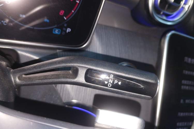 Used Mercedes-Benz C-Class 2023 C 260 L Sport Edition Gear Lever