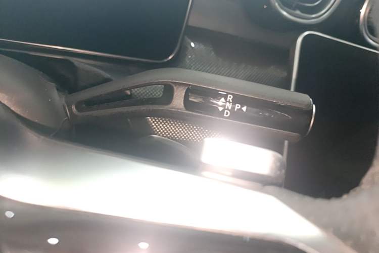 Used Mercedes-Benz C-Class 2023 C 260 L Sport Edition Gear Lever