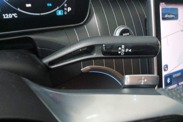 Used Mercedes-Benz C-Class 2023 C 260 L Sport Edition Gear Lever