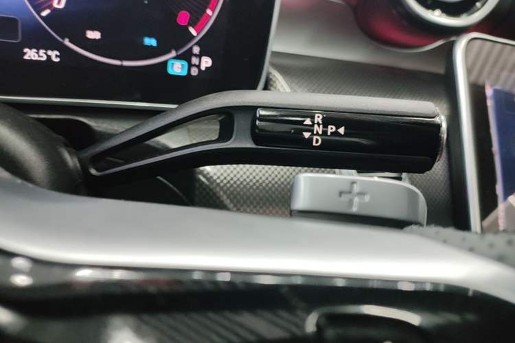 Used Mercedes-Benz C-Class 2023 Revised C 200 L Sport Edition Gear Lever