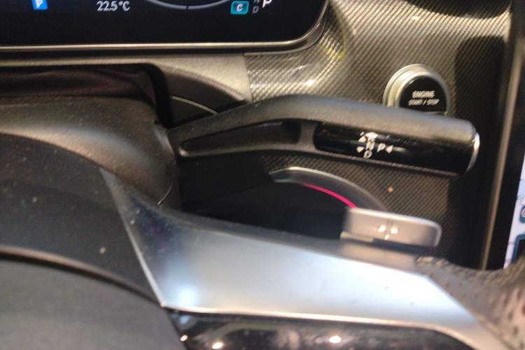Used Mercedes-Benz C-Class 2023 Restyled C 260 L Sport Edition Gear Lever