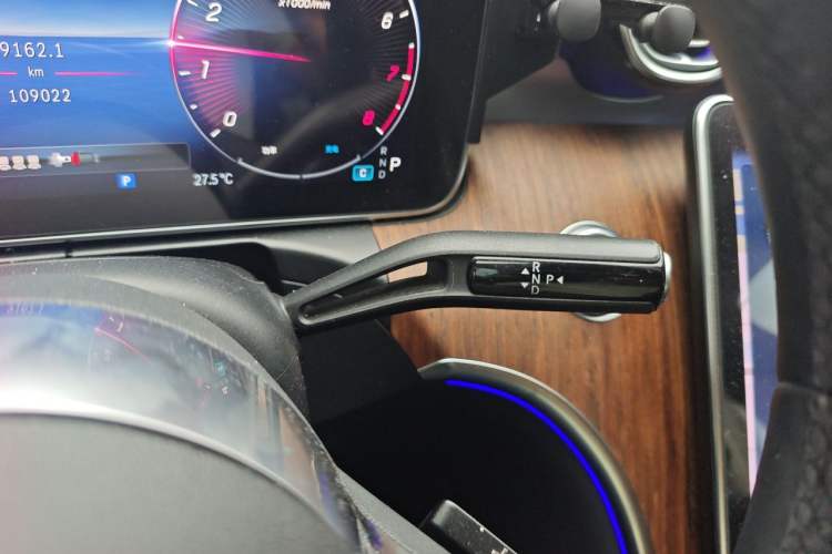 Used Mercedes-Benz C-Class 2023 C 260 L Gear Lever