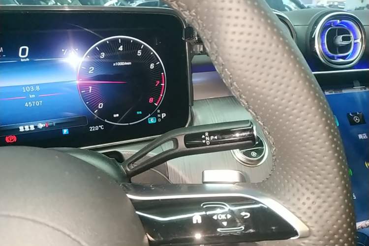 Used Mercedes-Benz C-Class 2023 C 260 L Sport Edition Gear Lever