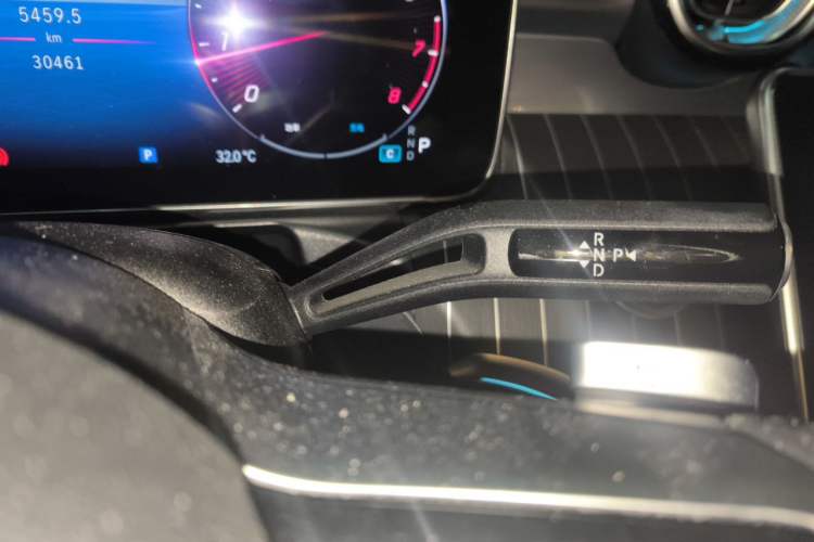 Used Mercedes-Benz C-Class 2023 Restyled C 260 L Sport Edition Gear Lever