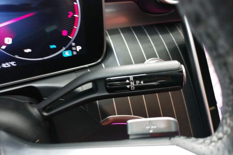 Used Mercedes-Benz C-Class 2023 C 260 L Sport Edition Gear Lever
