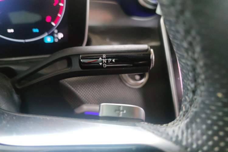 Used Mercedes-Benz C-Class 2023 C 260 L Sport Edition Gear Lever