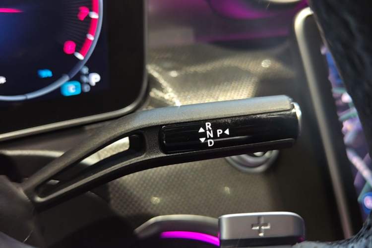 Used Mercedes-Benz C-Class 2023 Restyled C 260 L Sport Edition Gear Lever