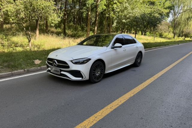 Ojetý Mercedes-Benz C-Class 2023 C 260 L Sport Edition