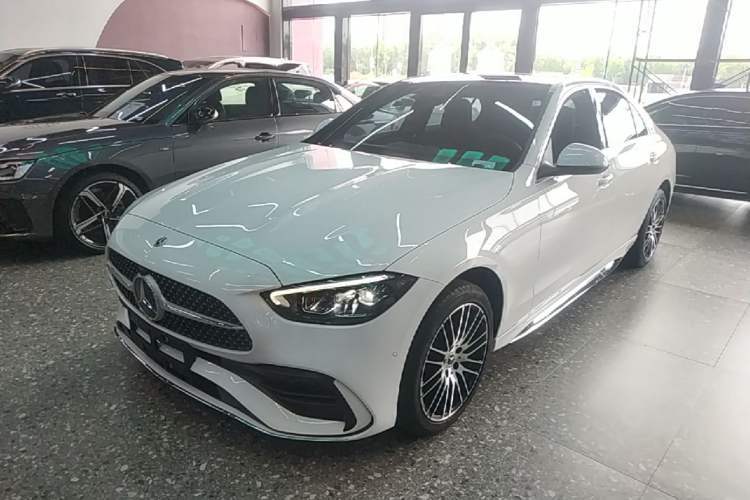 Used Mercedes-Benz C-Class 2023 Restyled C 260 L Sport Edition Guazi used car, China used car export, Used car for sale, Used Mercedes-Benz cars, Cheapest cars for sale