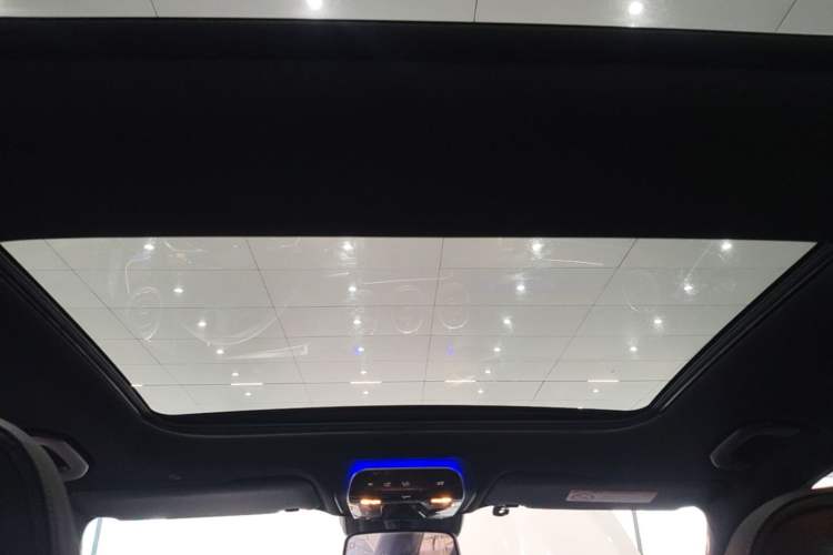 Used Mercedes-Benz C-Class 2023 Restyled C 260 L Sport Edition Headliner