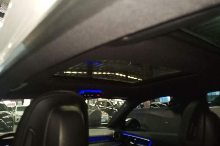 Used Mercedes-Benz C-Class 2023 Second Facelift C 260 L Sport Edition Headliner