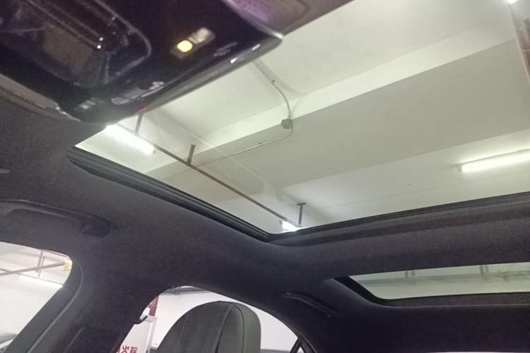 Used Mercedes-Benz C-Class 2023 Second Facelift C 260 L Sport Edition Headliner