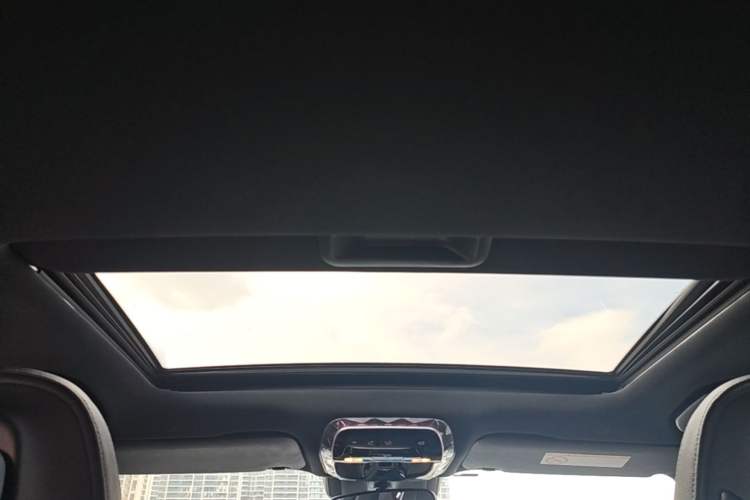 Used Mercedes-Benz C-Class 2023 C 200 L Sport Edition Headliner