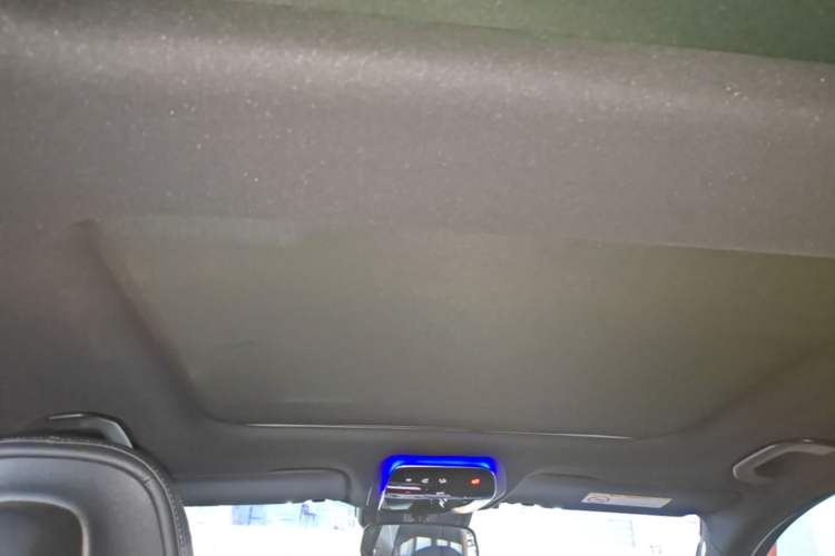 Used Mercedes-Benz C-Class 2023 Second Facelift C 260 L Sport Edition Headliner