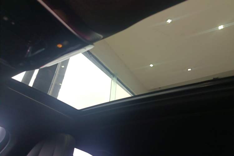 Used Mercedes-Benz C-Class 2023 C 200 L Sport Edition Headliner
