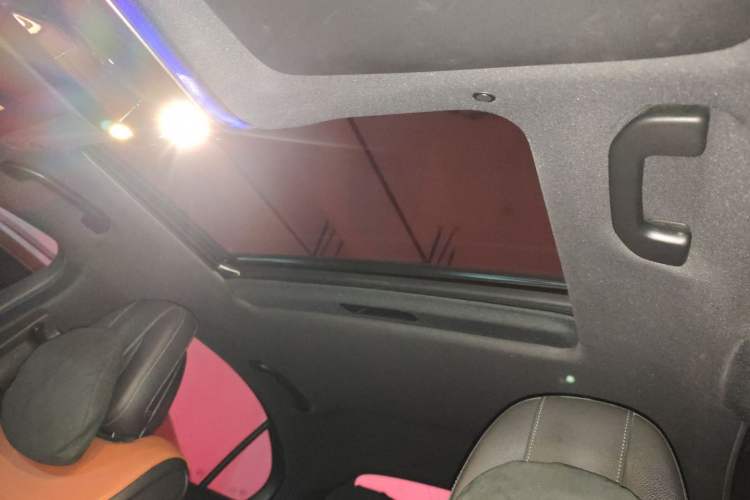 Used Mercedes-Benz C-Class 2023 C 200 L Sport Edition Headliner
