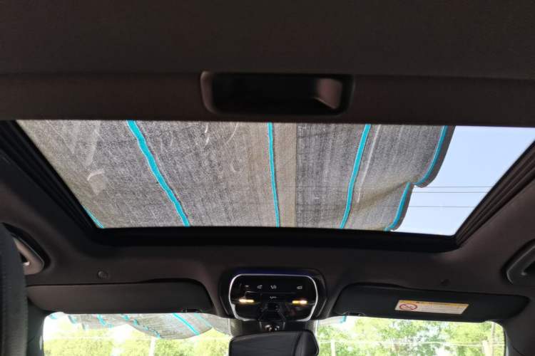 Used Mercedes-Benz C-Class 2023 C 200 L Sport Edition Headliner