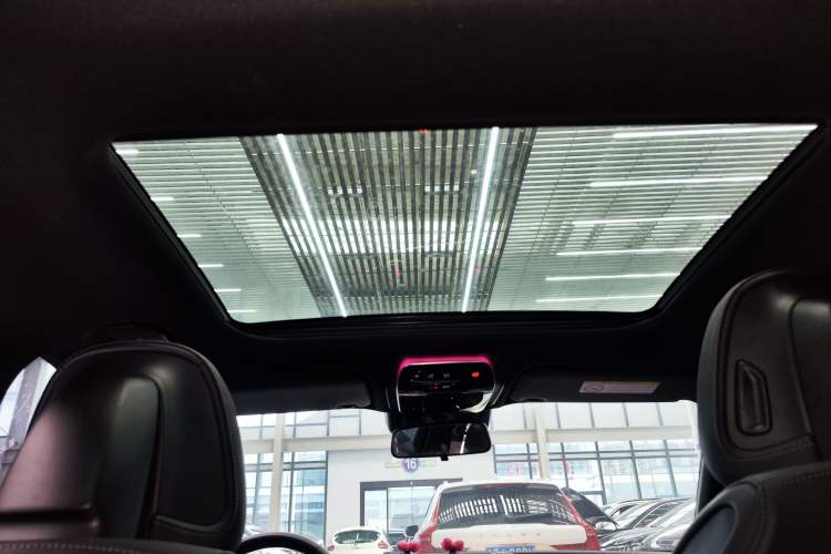 Used Mercedes-Benz C-Class 2023 C 260 L Sport Edition Headliner