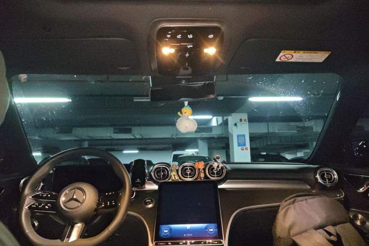 Used Mercedes-Benz C-Class 2023 Restyled C 260 L Night Edition Sports Version Headliner