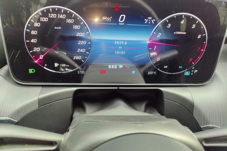 Used Mercedes-Benz C-Class 2023 Restyled C 260 L Sport Edition Instrument Cluster