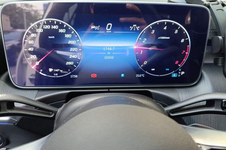 Used Mercedes-Benz C-Class 2023 C 260 L Bright Night Sports Edition Instrument Cluster