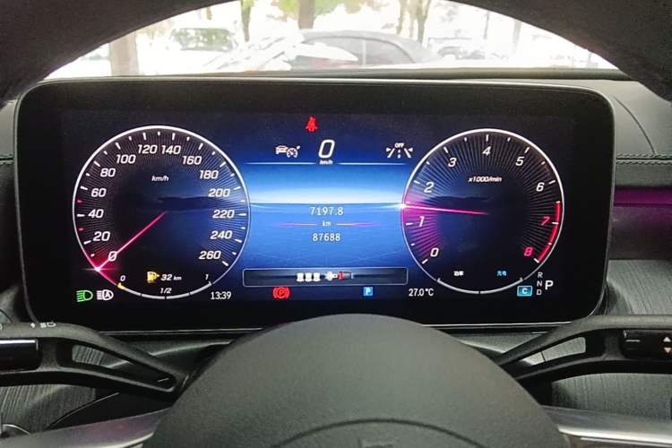Used Mercedes-Benz C-Class 2023 C 200 L Sport Edition Instrument Cluster