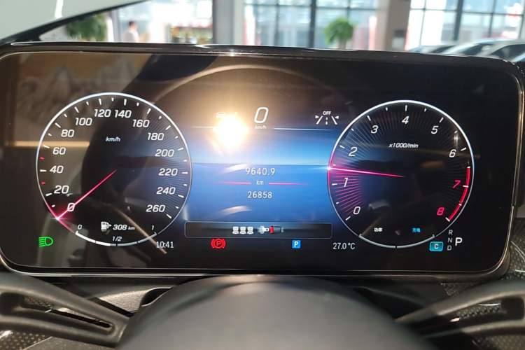 Used Mercedes-Benz C-Class 2023 Revised C 200 L Sport Edition Instrument Cluster