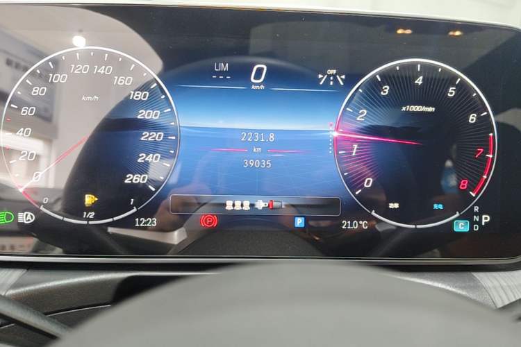 Used Mercedes-Benz C-Class 2023 Restyled C 260 L Sport Edition Instrument Cluster
