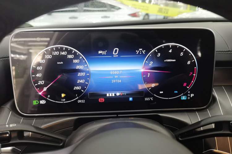 Used Mercedes-Benz C-Class 2023 Revised C 200 L Sport Edition Instrument Cluster
