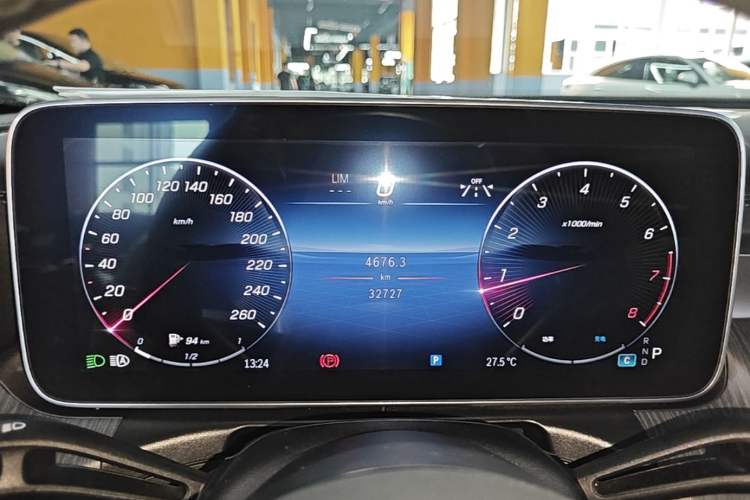 Used Mercedes-Benz C-Class 2023 Revised C 200 L Sport Edition Instrument Cluster